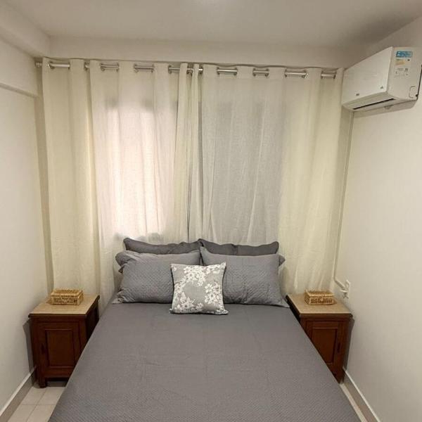 Apto comfort com area de lazer completa ideal para compras na 44 e feira hippie - Foto 2