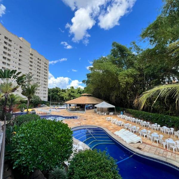 Golden Dolphin Grand HotelFlat 1 Quarto sala e cozinha 5º Andar Vista para Área de Lazer