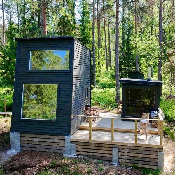 Cabin Ichi Architect Forest Retreat with Sauna, hotel en Raseborg