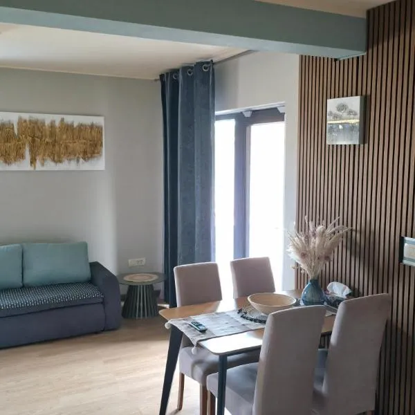 Spacious modern apartment, hotel in Biograd na Moru