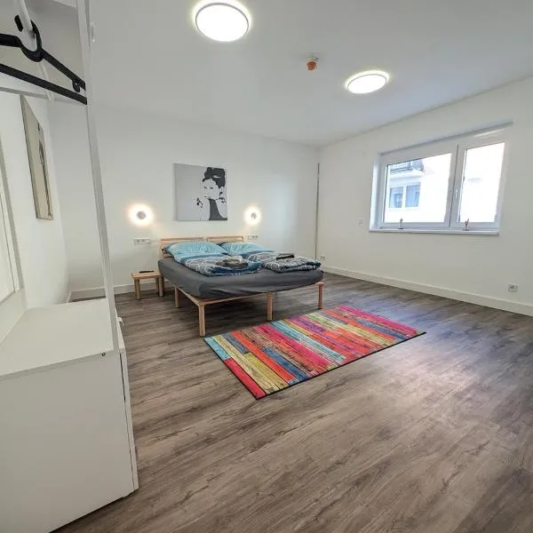 K06 - Centrally located apartment near metro station، فندق في فيينا