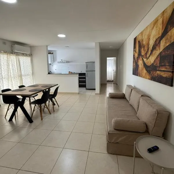Departamento Paris, hotel i San Luis