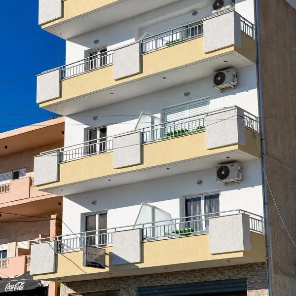 Lukova Center Sunset Apartments, hotel di Lukovë