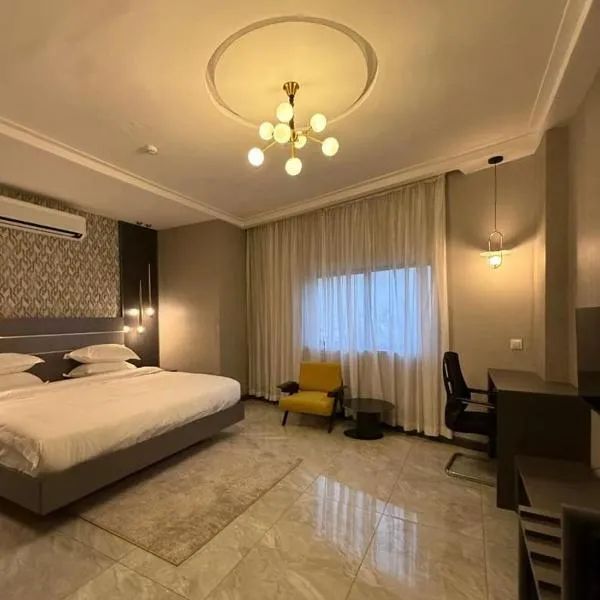 The Swaggart signature hotel, hotel i Kumasi