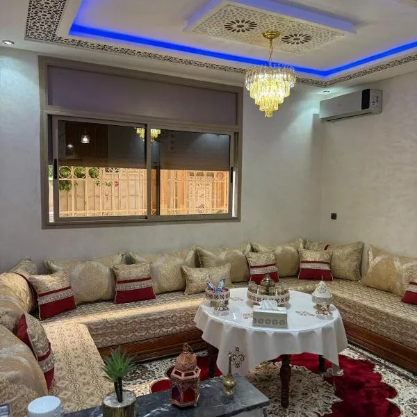 Appartement 2 chambres avec climatisation et Wi-Fi fibre à Meknès, hotell sihtkohas Meknès