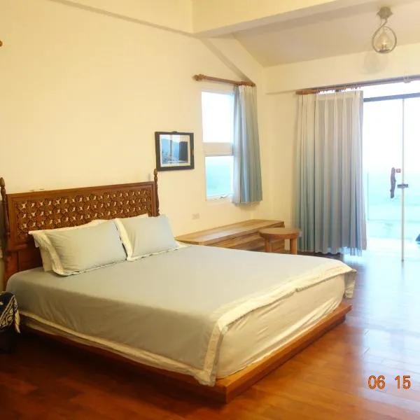 Ocean Sky B&B, hotel i Huxi