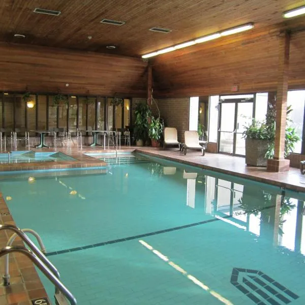 Ramada by Wyndham Kelowna Hotel & Conference Center, hotel in Kelowna