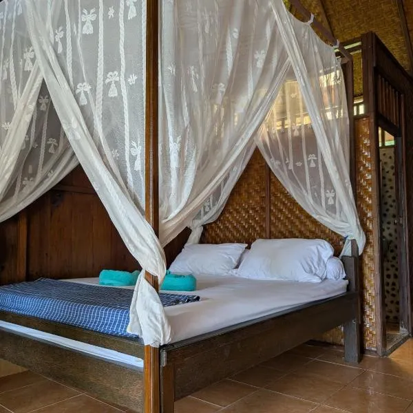 Fadhila Cottages Togean Dive Resort, ξενοδοχείο σε Katupa