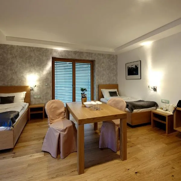Pan Prenočišča, hotel v destinaci Ptuj