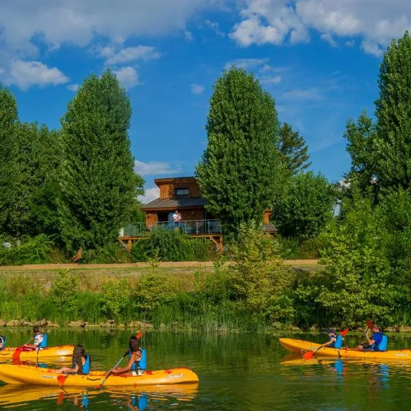 Kanopée Village, khách sạn ở Trévoux