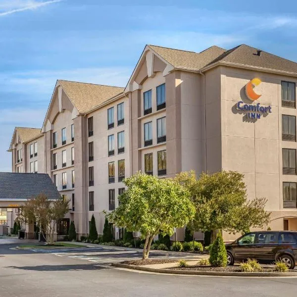 Comfort Inn Greensboro - Kernersville, hótel í Greensboro