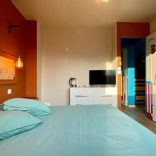 Maison Mambo, hotel em Lucé