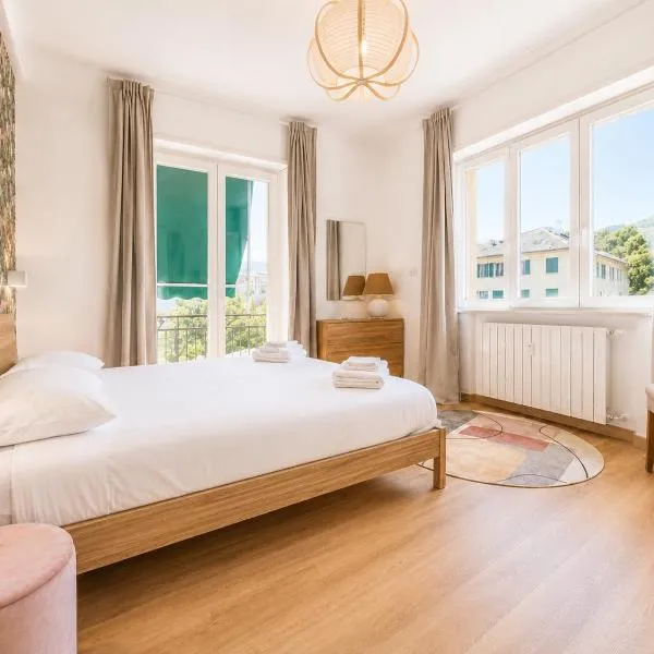 Bright and Spacious Elegant Apartment 5 min Airport, Hotel in Genua