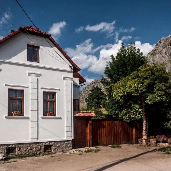 Casa Kővár Vendégház, hotelli kohteessa Rimetea