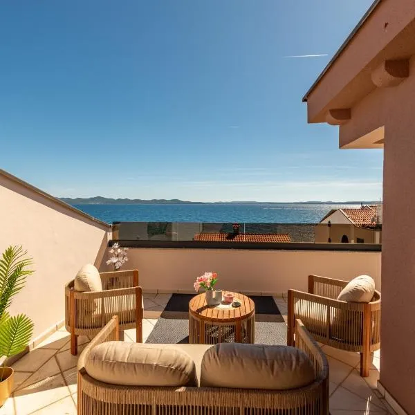 Casa Almaris with Seaview, hotel en Kožino
