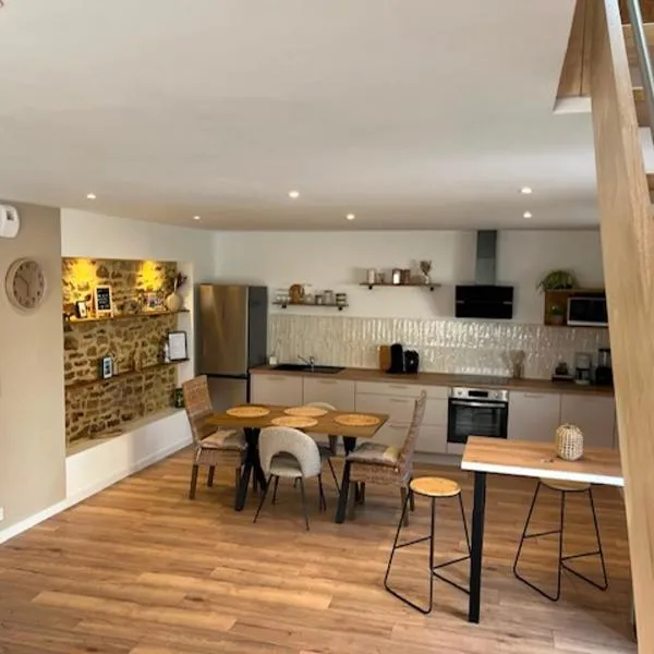Tiig Jade - Gîte de charme avec cour privée - Morbihan, hotel v destinaci Pluvigner