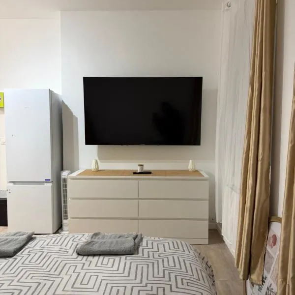 Appartement cosy centre ville, hotel a Melun