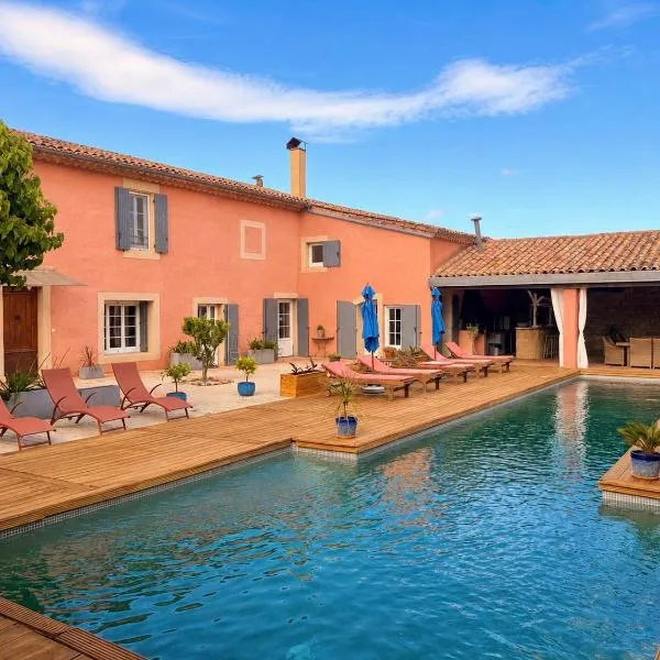Le Mas de Gleyzes - Charme Authentique & Détente avec Piscine, hotel di Lédenon
