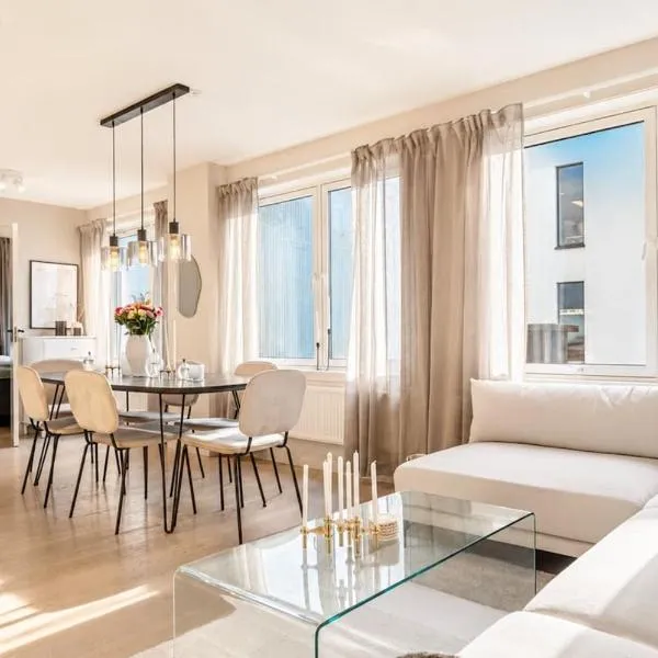 Bright and modern 2-room apartment, Central to Oslo S, Quiet, hotel di Oslo