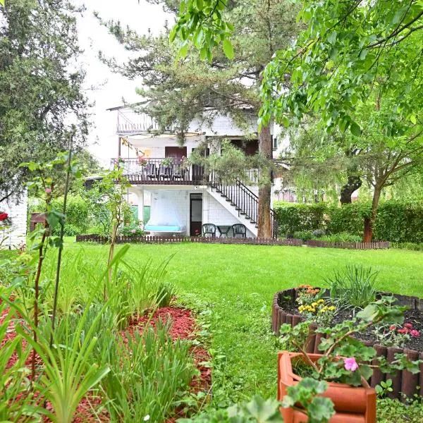 Danube Zen House & Spa Novi Sad, hotel di Novi Sad