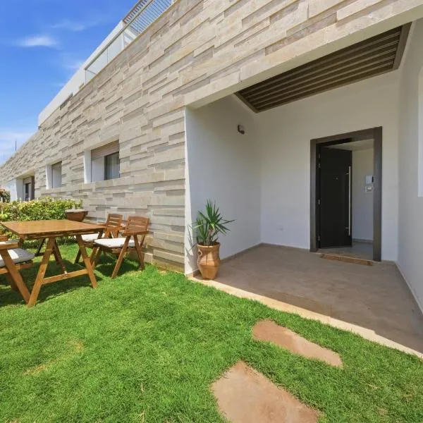 Cozy apartment in Taghazout Bay, waterfront, surfing, pool, viešbutis mieste Tagazutas