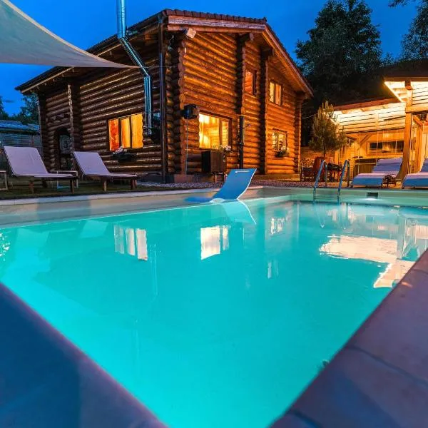 Holzhaus, viešbutis mieste Sadu