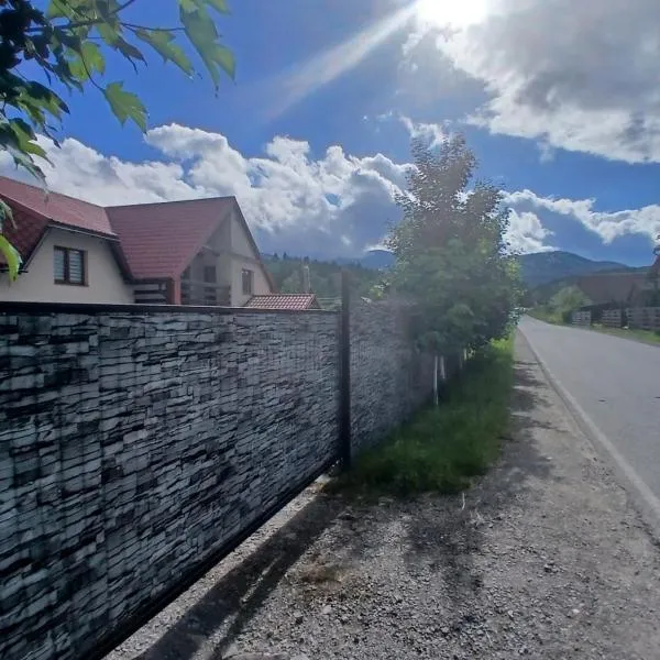 Садиба Сонячний дім, hótel í Pilipets