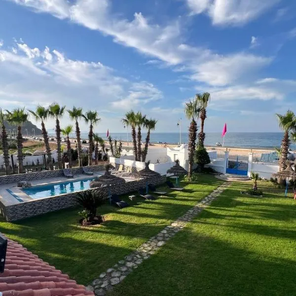 Rayani Maison d'Hôtes، فندق في Chozas