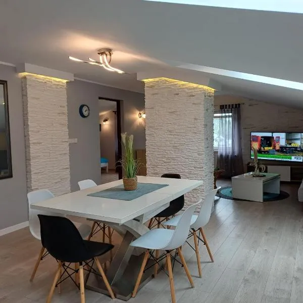 Apartament "Na szlaku", hotel en Ostrowo