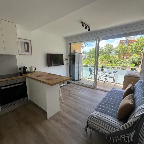 Apartamento nórdico - playa a 10 min, hotel a Platja  d'Aro