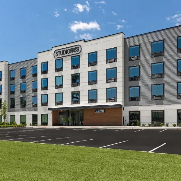 StudioRes by Marriott Leland, hotel em Leland