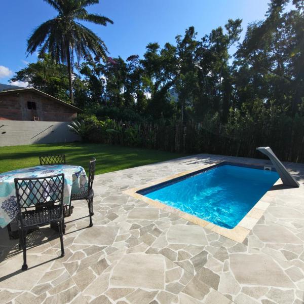 Casa com piscina Ubatuba