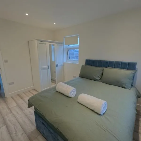 Stylish Rooms with shared bathroom & Kitchen in Leyton，倫敦的飯店