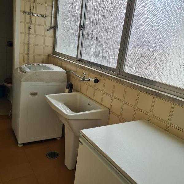 Ap Central 3 quartos com elevador e garagem - Foto 3