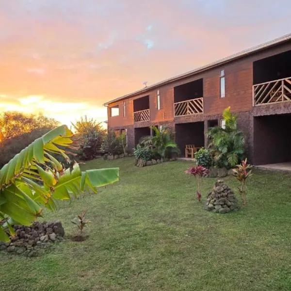 Apartamentos Tupuna Lodge, hotel a Hanga Roa