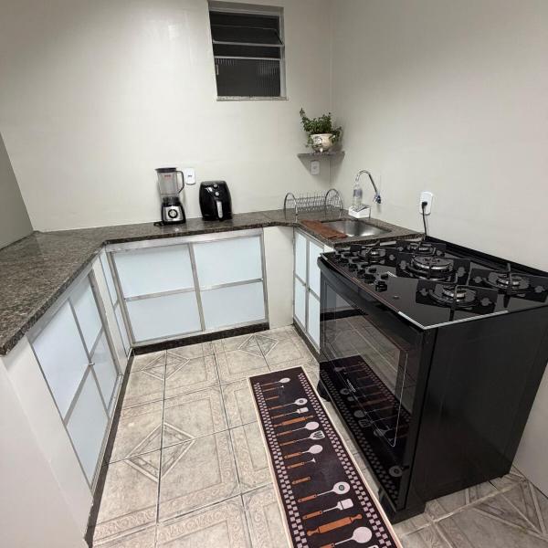 Casa completa próxima ao Shopping, 3 banheiros! - Foto 4