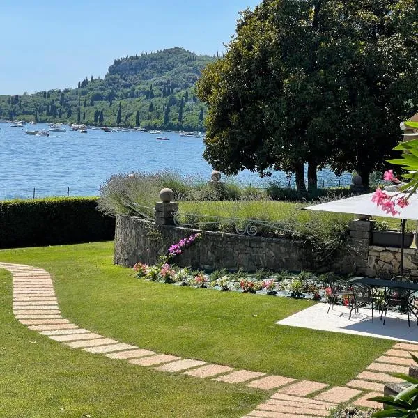 Appartamenti Villa Andrea, hotel u gradu 'Garda'