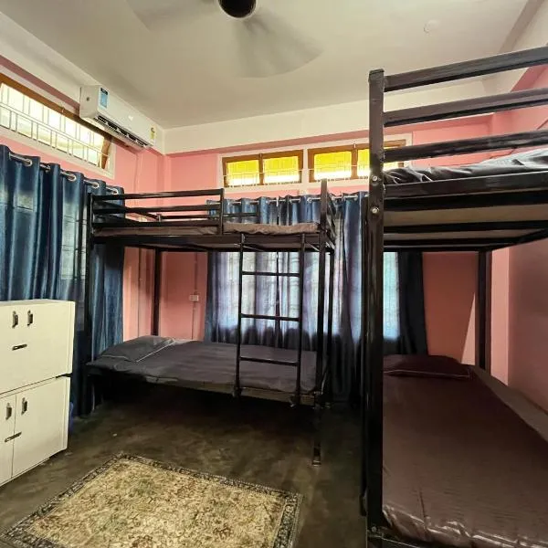 The Backpackers Hostel, hotel en Guwahati