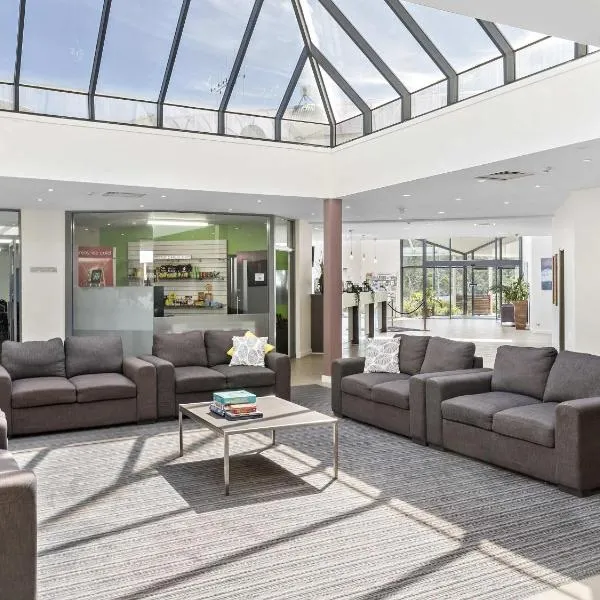 ibis Styles Canberra Eagle Hawk – hotel w mieście Canberra