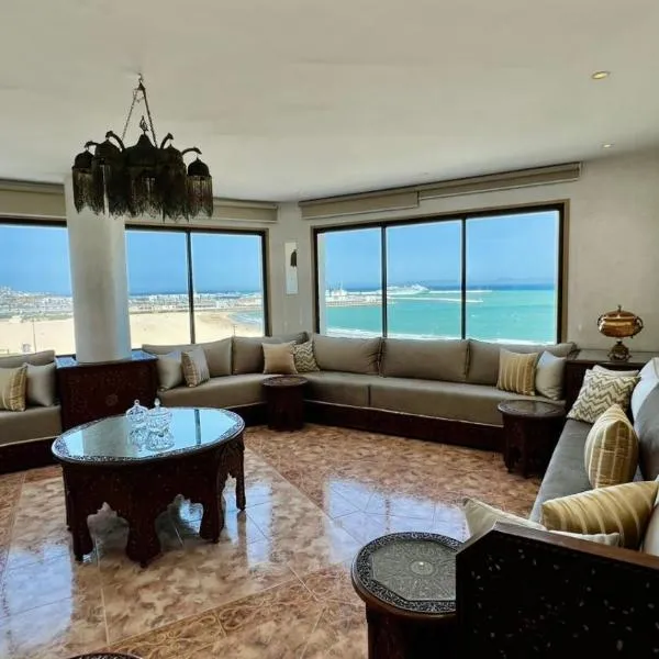 Luxury apartment marina bay Tangier, hotel u gradu 'Tanger'
