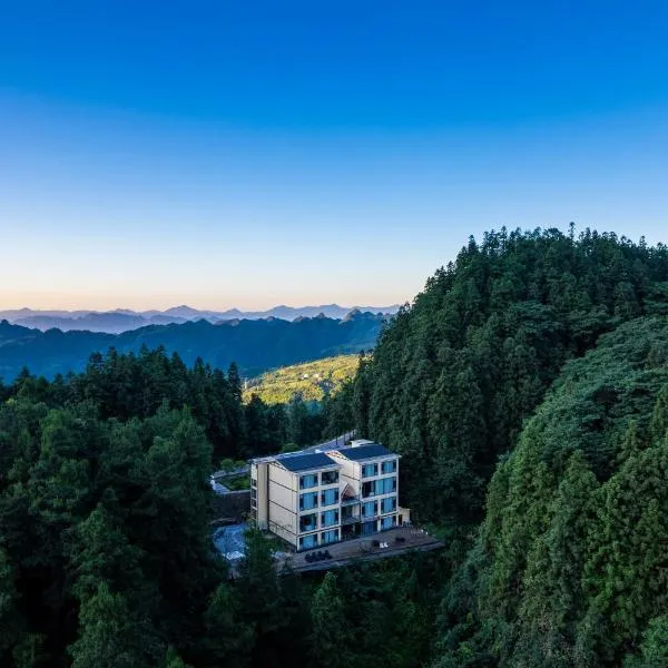 Huagu Jianzhu Guesthouse (Zhangjiajie National Forest Park Branch) – hotel w mieście Jiawan