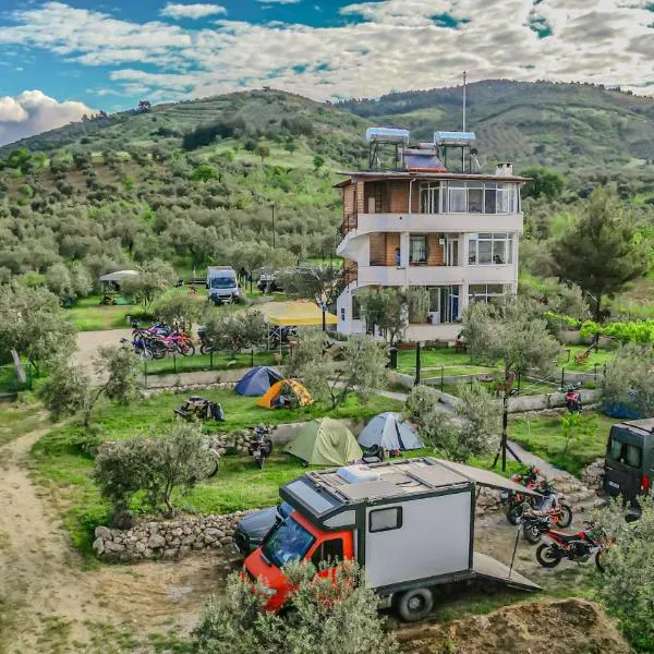 Oli Kazdağları, hotel i Biller