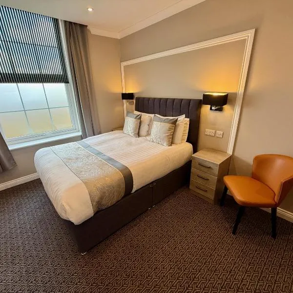 The Raven Hotel, hotel i Corby