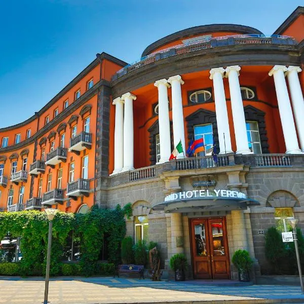 Grand Hotel Yerevan - Small Luxury Hotels of the World, hotel v Jerevanu