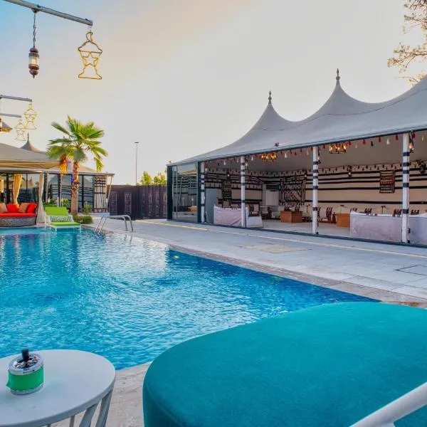 3BR Private chalet villa Luxury design, viešbutis Ras al Chaimoje