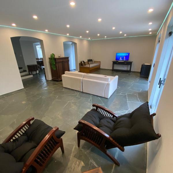 Casa alto padrao 4 quartos no Morumbi