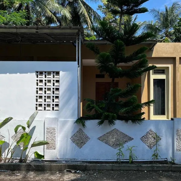 Sanghiang Homestay, ξενοδοχείο σε Batukaras