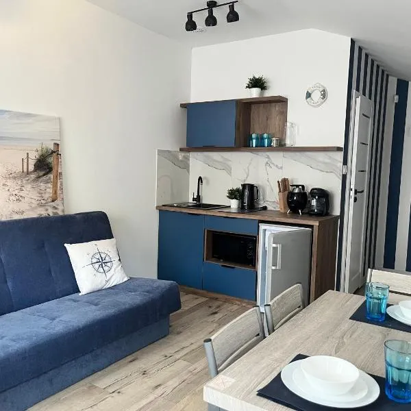 Blue Apartment B Dębina - prywatny taras na dachu , 400 m od morza,: Debina şehrinde bir otel