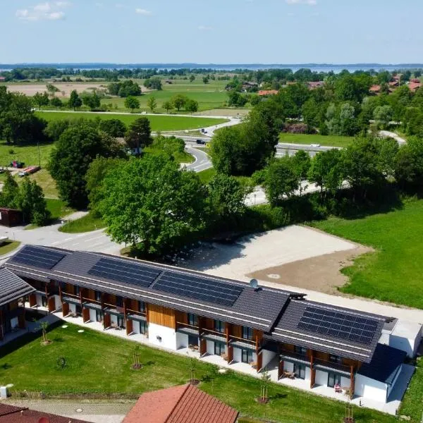 Das Exter - modernes Self Check-in Hotel am Chiemsee, hotel em Übersee