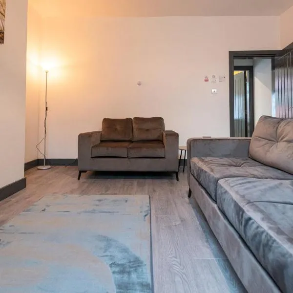 Urmston House، فندق في لييغ